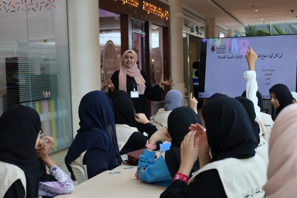 مشاركة الفريق في مخيم الأجيال استرح وقيض بهيلي (2) مشاركة الفريق في مخيم الأجيال استرح وقيض بهيلي (2)